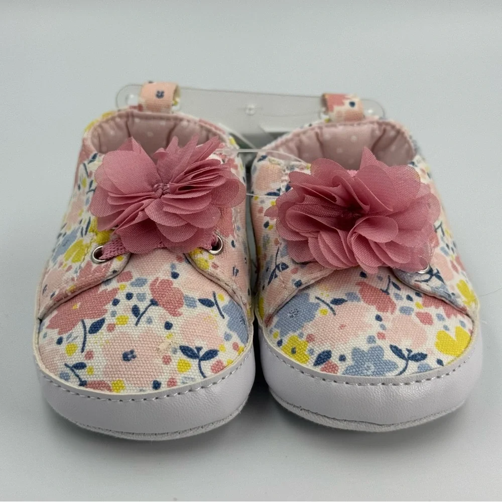 Child Of Mine Floral Crib Shoes Size 1 (0-3 months) Slip On Elastic Laces New